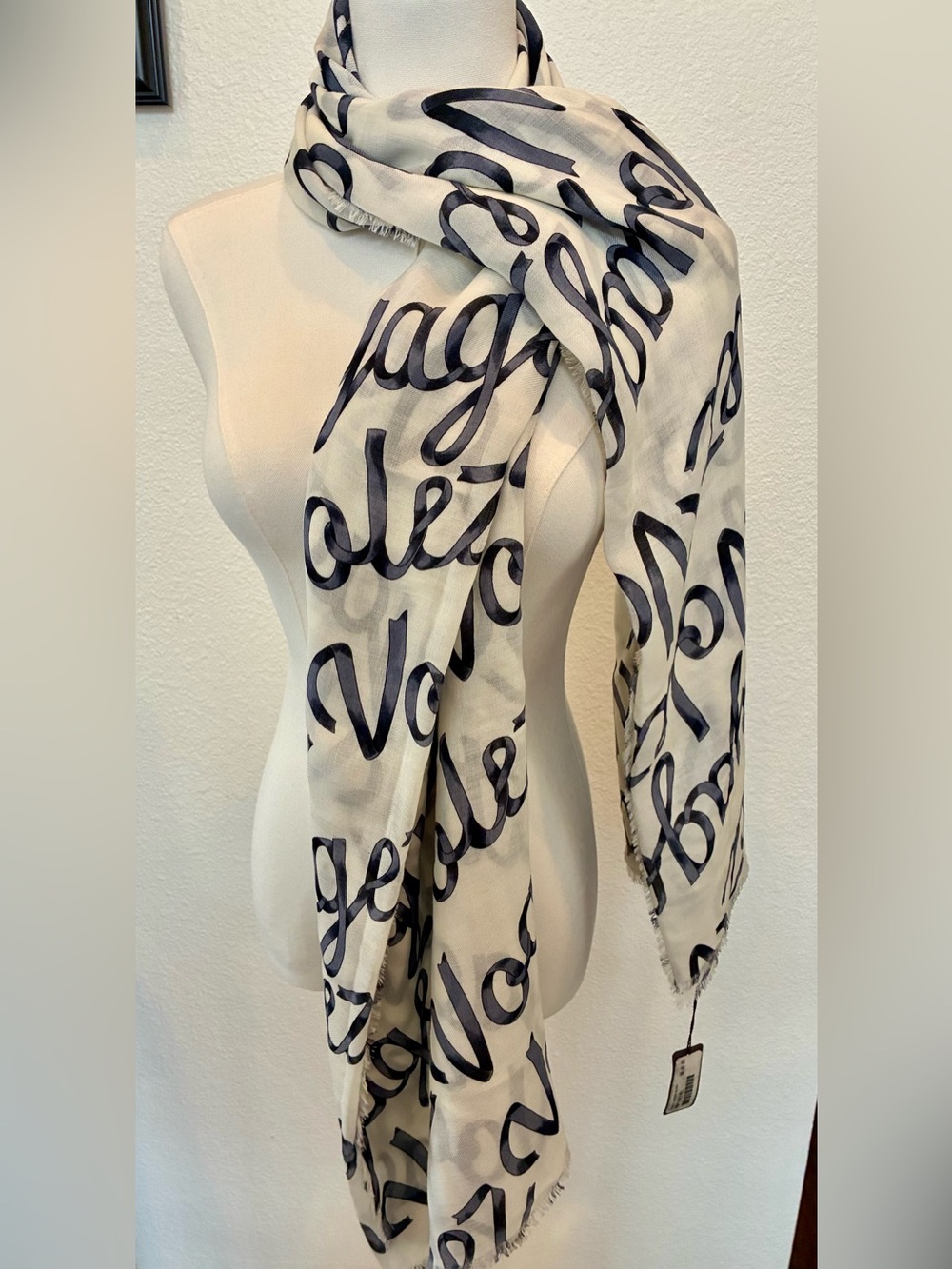 Louis Vuitton 100% Silk Scarf Authentic Black White Voyage Large New With Tags